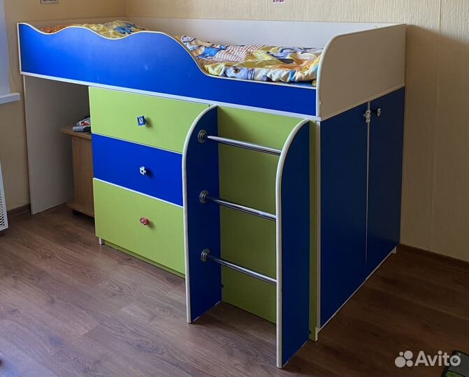 Кровать чердак