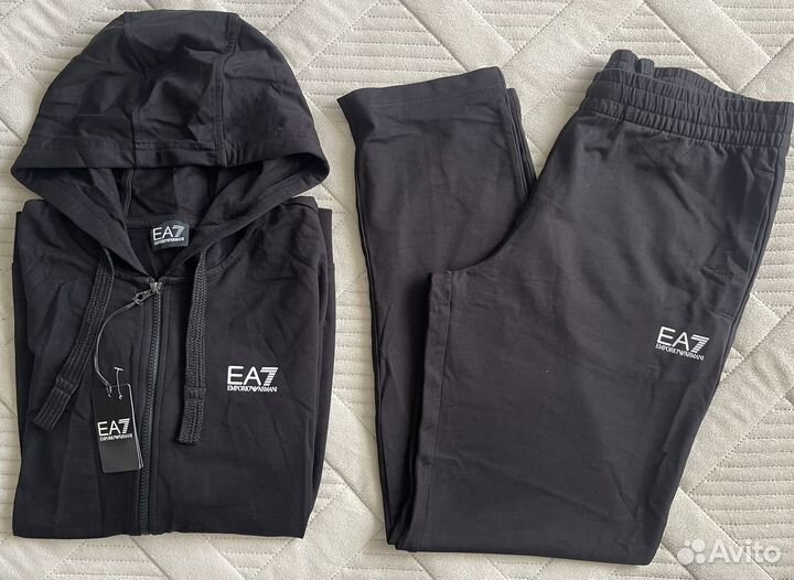 Спортивный костюм EA7 XL оригинал