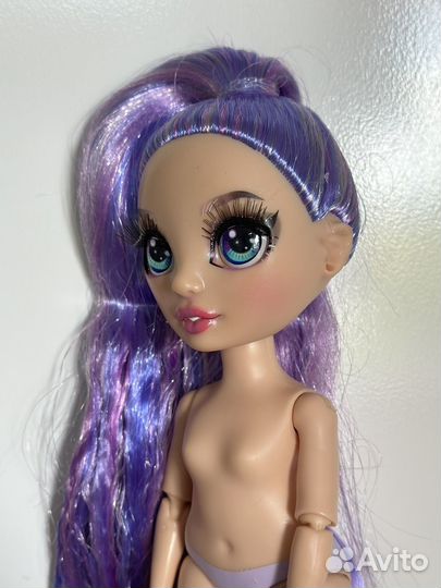 Кукла Rainbow High Вайолет Маскарад Нюд