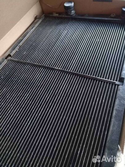 Радиатор охлаждения УАЗ patriot