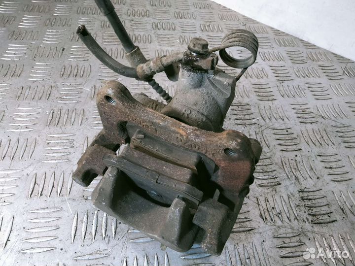 Суппорт задний правый Audi A4 B5