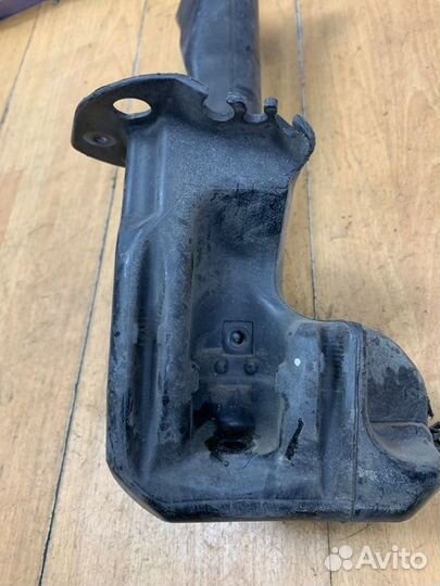 Бачок омывателя Opel Zafira B