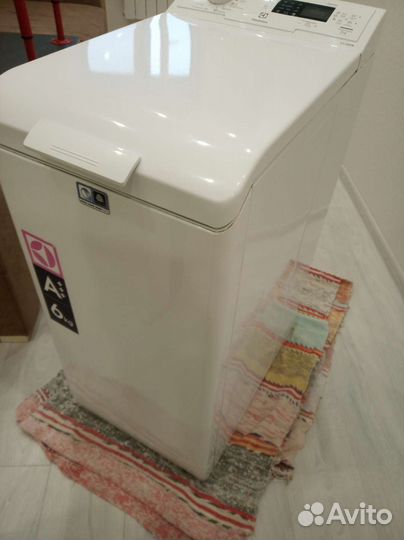 Стиральная машина с вертикальной загрузкой