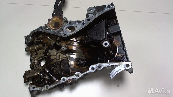 Крышка передняя двс Toyota iQ, 2009