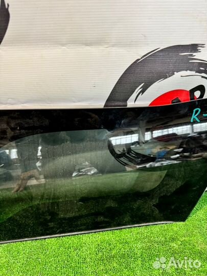 Форточка кузова задняя правая Honda Shuttle GK8