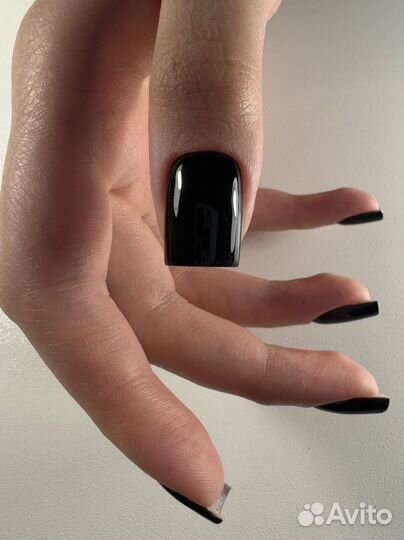 Маникюр, педикюр, наращивание ногтей