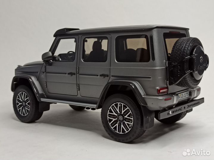 Mercedes G63 Amg 4x4 Platinum 1:18 NZG