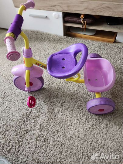 Детский трехколесный велосипед