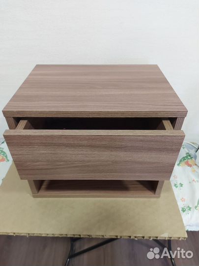 Тумба прикроватная подвесная