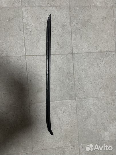 Водосток дефлектор лобового стекла