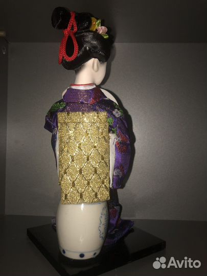 Кукла фарфоровая коллекционная девочка