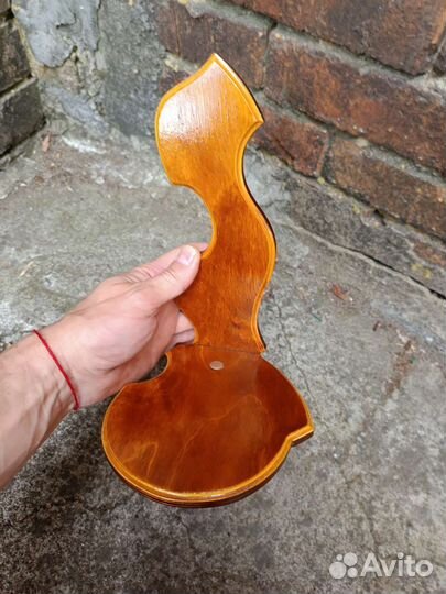 Полочка настенная для цветов