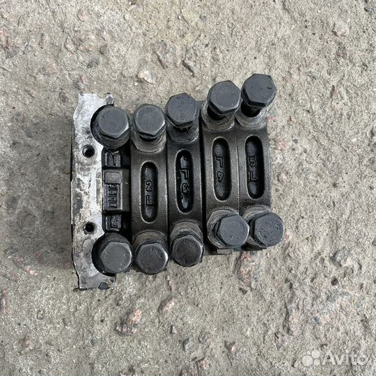 Крышка блока двигателя Лэнд Ровер Фрилендер 2,2 ди