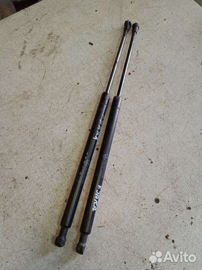 Амортизатор капота Citroen xsara I ситроен ксара 1