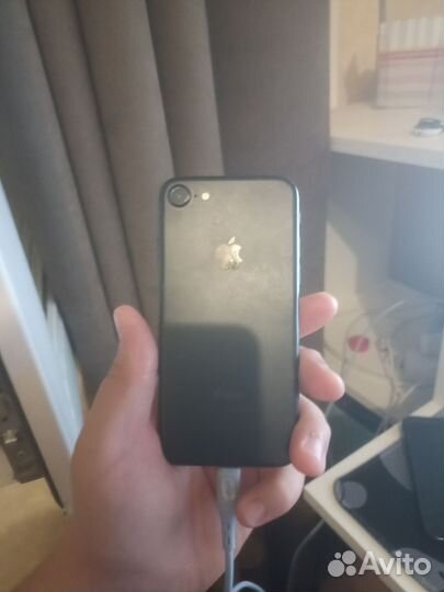 iPhone 7, 128 ГБ