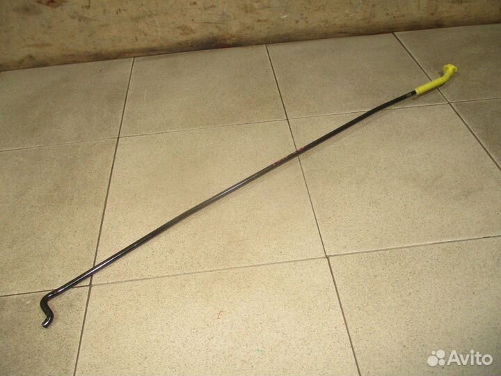 Держатель капота VW Polo Sedan 2010-2020