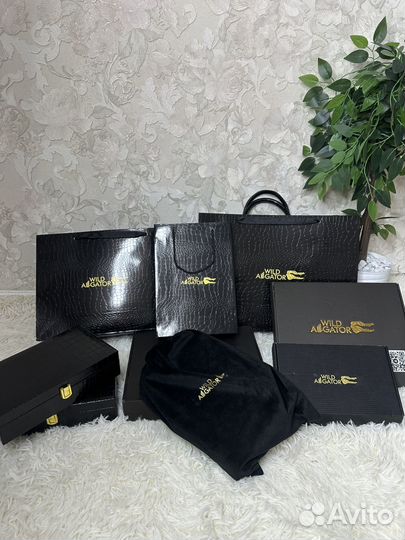 Ремень из кожи крокодила