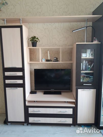 Стенка в гостиную