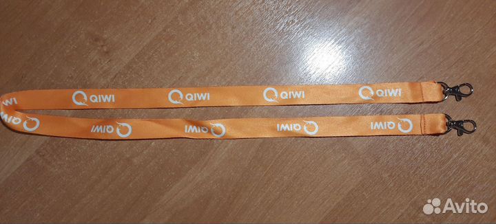 Ланъярд qiwi мерч