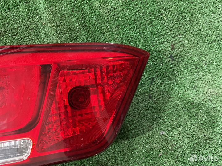 Фонарь задний внутренний Rio