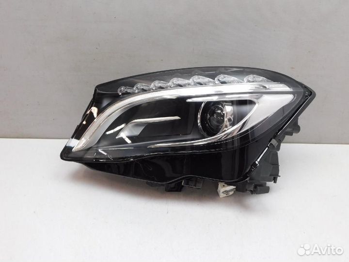 Фара левая Mercedes-Benz GLA-Class