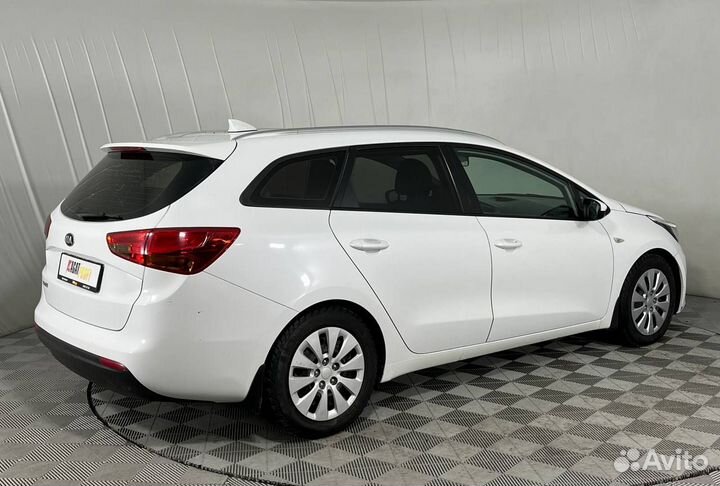Kia Ceed 1.6 AT, 2018, 156 225 км