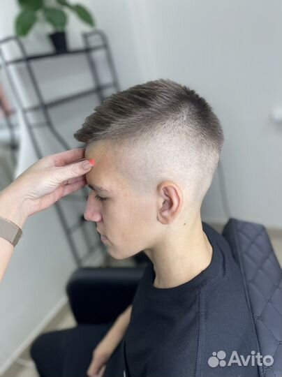 Парикмахер-колорист