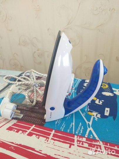 Утюг дорожный polaris