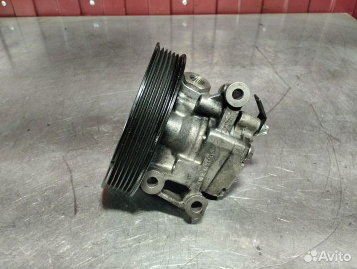 Насос гидроусилителя руля Mercedes C-Class W203