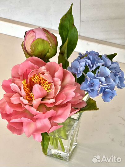 Ботаническая скульптура из холодного фарфора