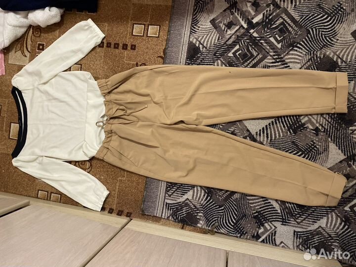 Брюки и блузка