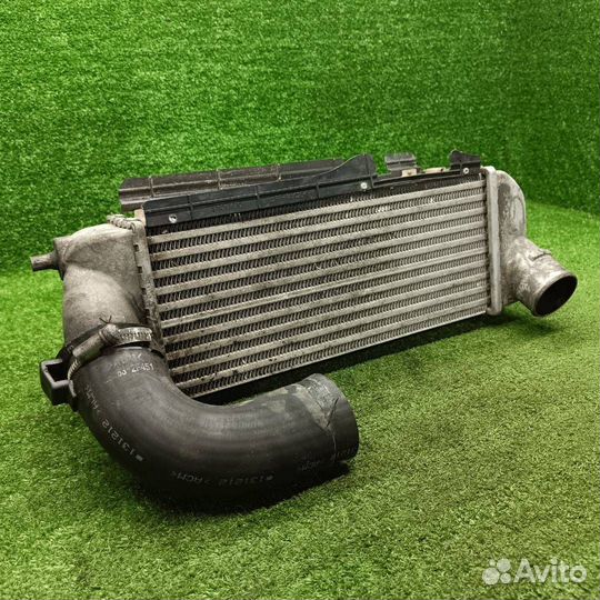 Интеркулер Kia Sportage 3 рест. 2014 282702F780