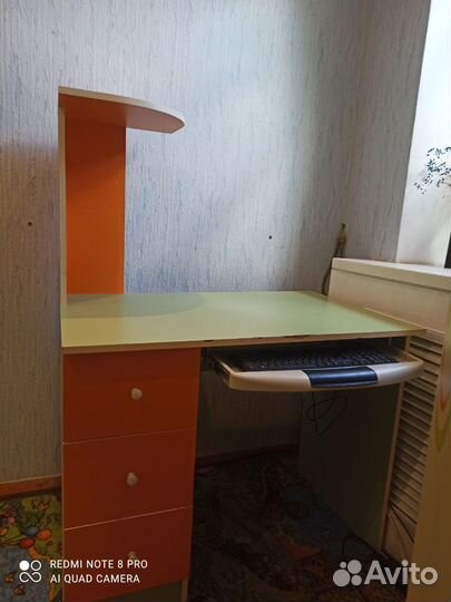 Компьютерный стол