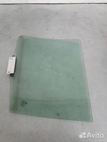 Стекло двери передней правой Saab 9-3 2 2005