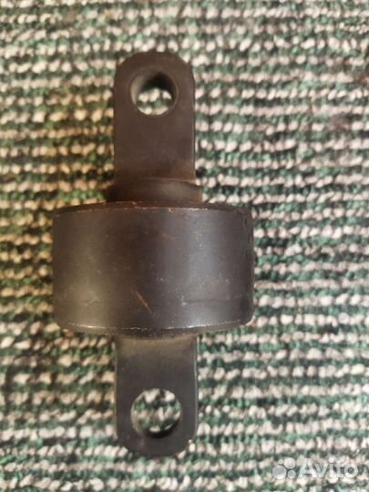 Запчасти на hyundai elantra hd