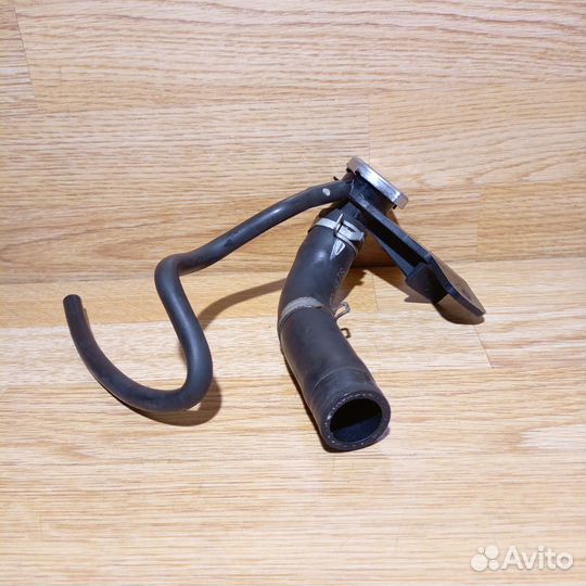 Заливная горловина Subaru Tribeca B9 EZ30D