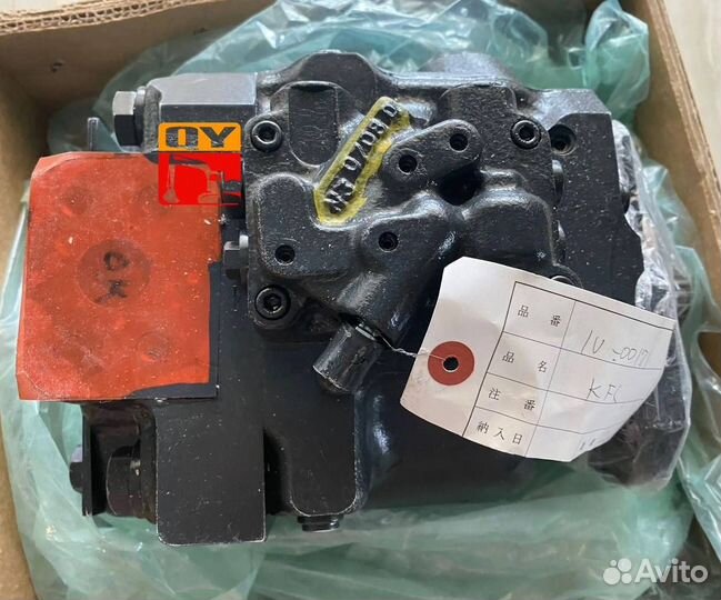 Насос komatsu 708-1U-11524 Оригинал