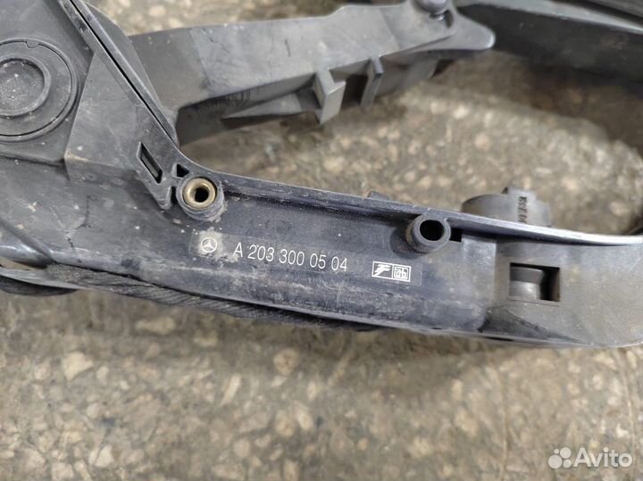 Педаль газа Mercedes W 203