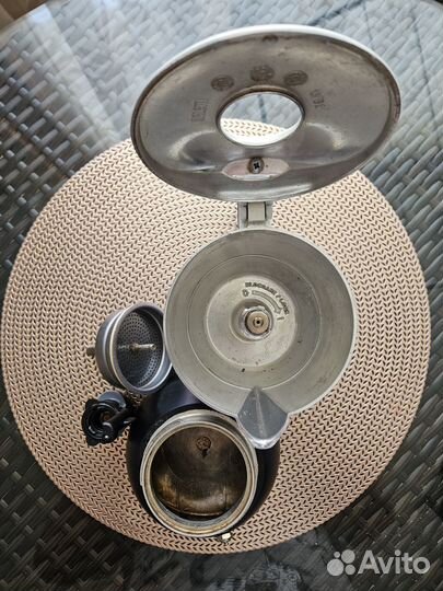 Гейзерная кофеварка Bialetti Mukka Express