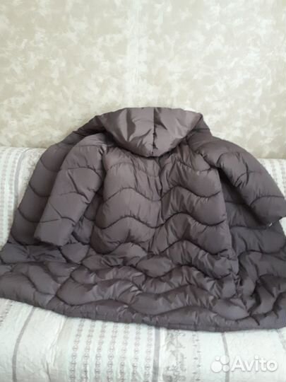Продам женский зимний пуховик