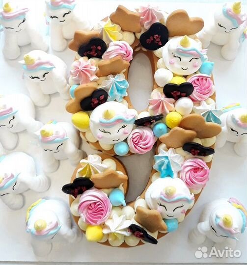 Торт-цифра на заказ с маршмелоу,шоколадом,зефиром