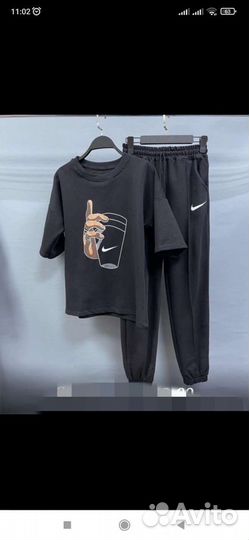 Спортивный костюм женский 46 новый