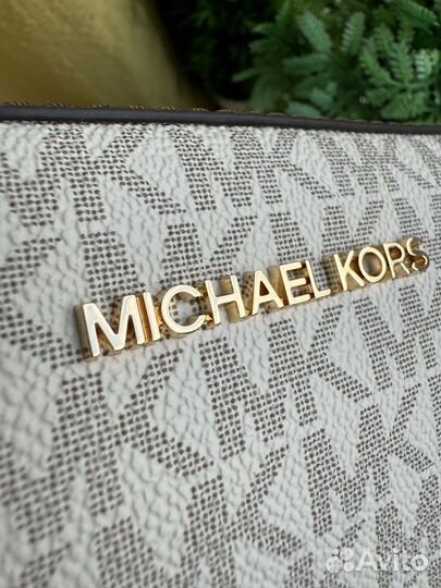 Michael Kors Jet Set оригинал