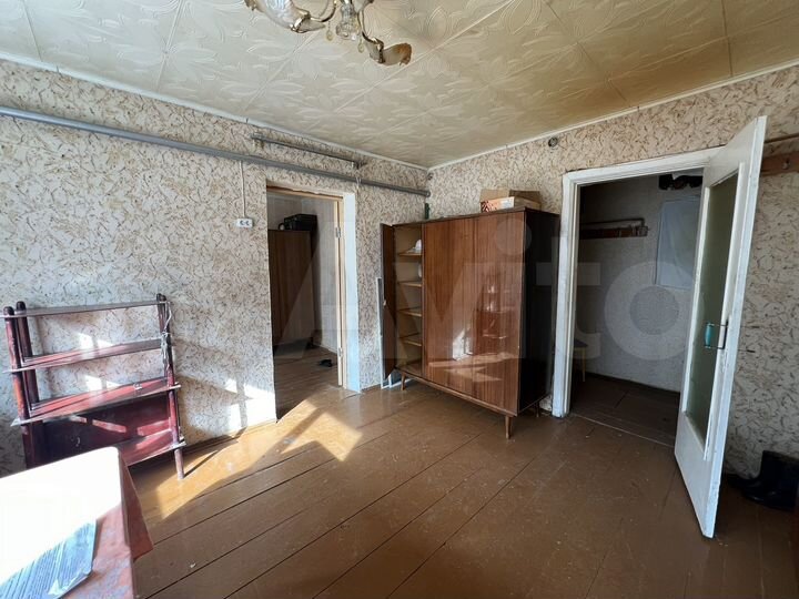 3-к. квартира, 40 м², 1/2 эт.