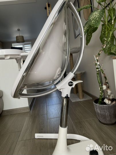 Стул для кормления mima moon