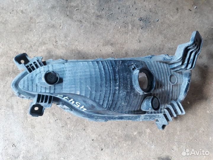 Туманка передняя левая Hyundai Solaris 2017