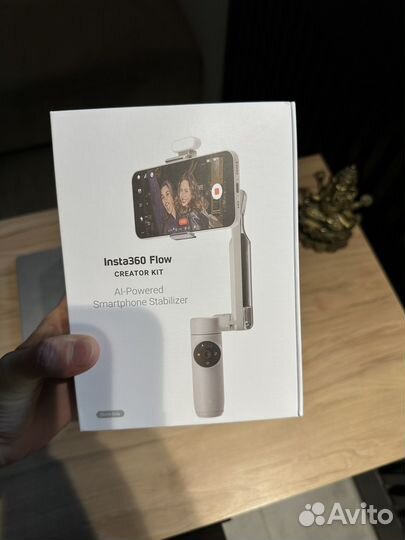 Стабилизатор Insta360 flow creator kit