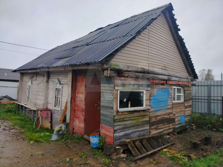 Дом 61 м² на участке 6 сот.