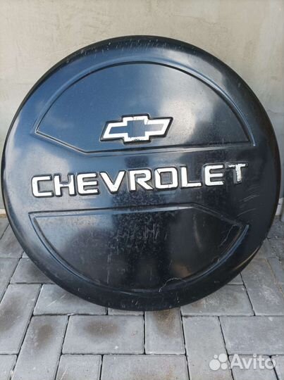 Колпак запасного колеса на chevrolet ниву