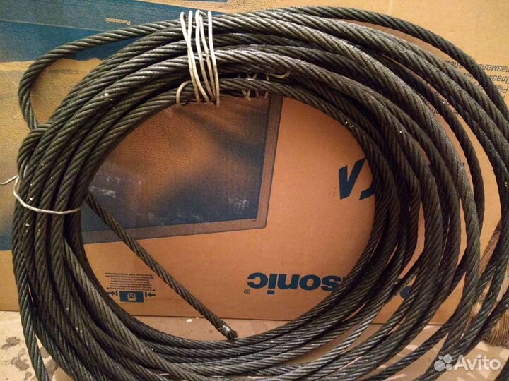 Трос канат стальной буксировочный 35м. 10мм